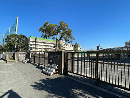 市川市立南行徳中学校 1892m