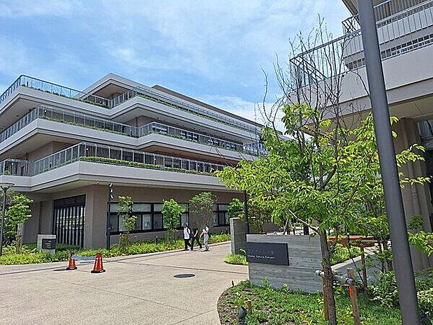 イオンタウン豊中庄内(約945m)