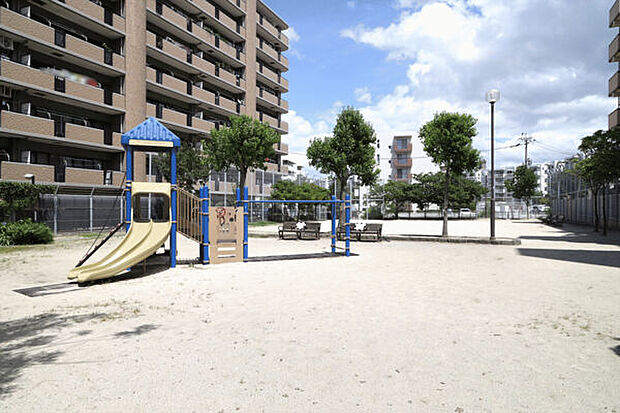 石丸南公園（約919m）