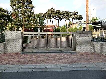 領家二丁目公園 1466m