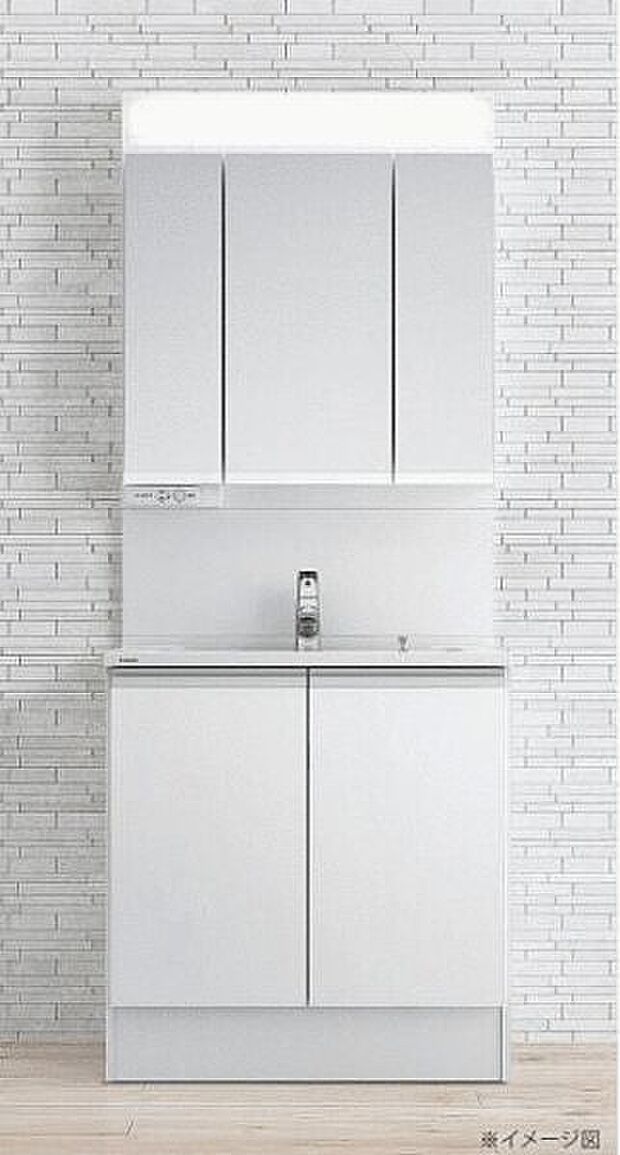 【洗面化粧台「シーライン」】水栓を引き出して使える、お掃除に便利な洗面化粧台。洗面台下には収納を備えています。