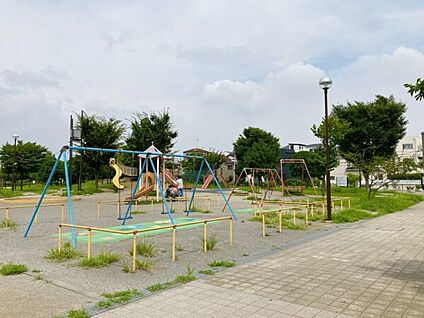 小田公園 950m