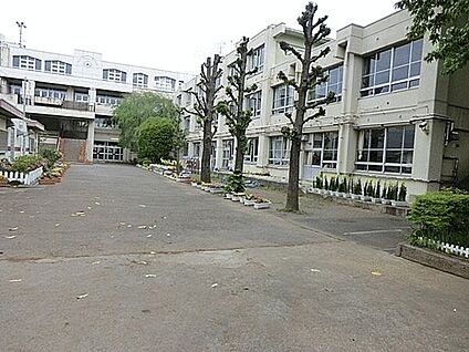 小平市立小平第五中学校 1755m