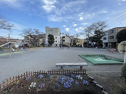 木月下町公園 245m