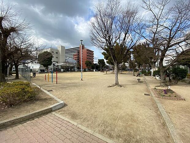 多幸公園（約327m）