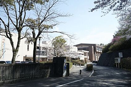 太宰府市立太宰府東中学校 1525m