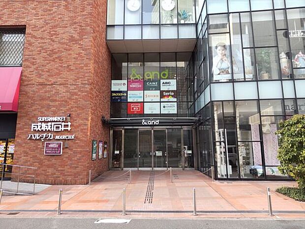 あべのand(約1,421m)