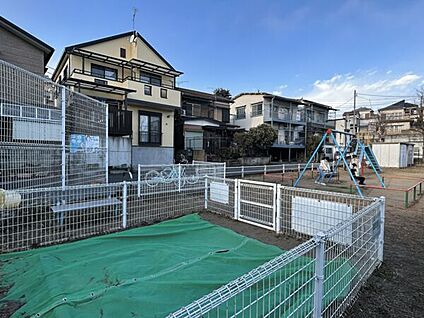 町谷公園 668m