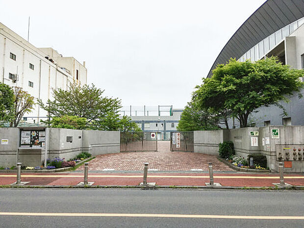 川崎市立富士見中学校（約1,341m）