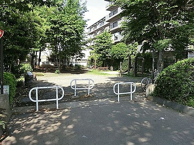 こもれび公園（約891m）