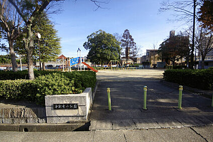 名古屋市立平針中学校 1221m