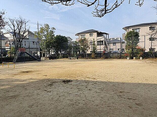 青木公園(約386m)