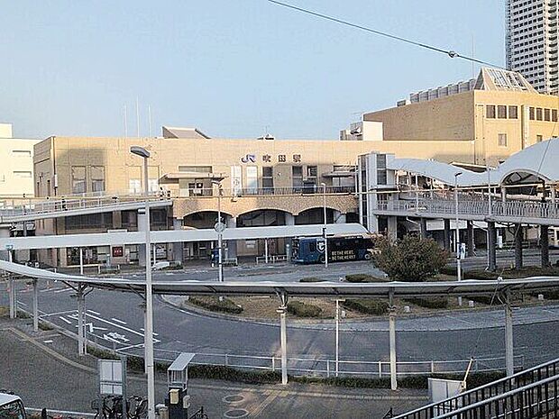 JR「吹田」駅（約800m）