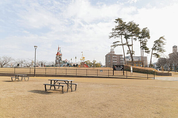 長住中央公園（約1,316m）