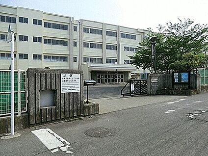 茅ヶ崎保育園 1737m