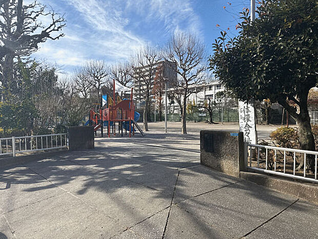 石浜公園(約291m)