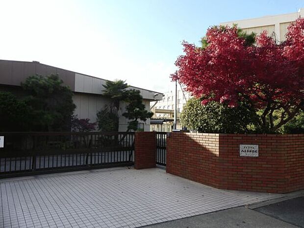 名古屋市立八王子中学校(約591m)