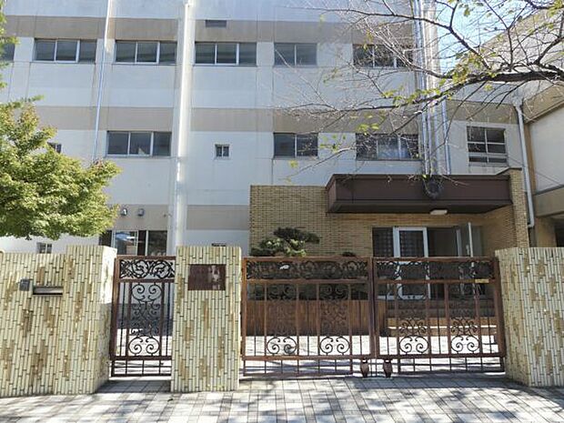 名古屋市立清水小学校(約363m)