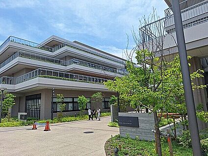 豊中市立庄内さくら学園 334m