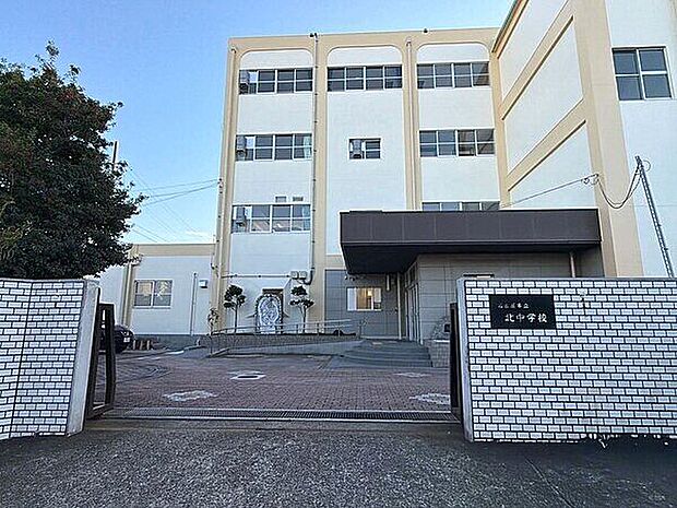 名古屋市立北中学校(約452m)