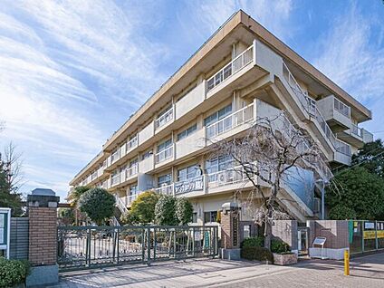 さいたま市立田島小学校 1407m