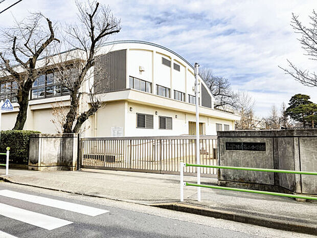 国立市立国立第二小学校(約360m)