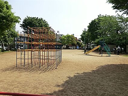 鳩ヶ谷緑町２丁目公園 1105m