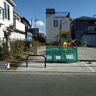 はなみずき公園(茅ヶ崎市) 1259m