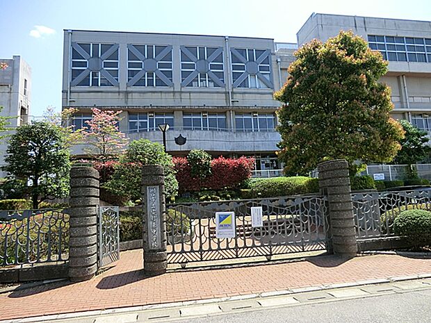 川口市立安行東中学校（約525m）