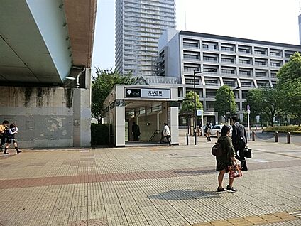 東京メトロ「地下鉄成増」駅 2240m