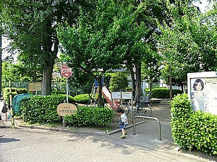 練馬区立八坂小学校 442m