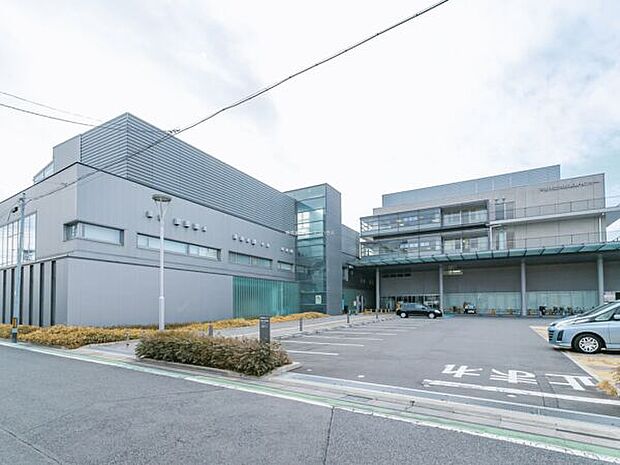 戸田市立市民医療センター（約924m）