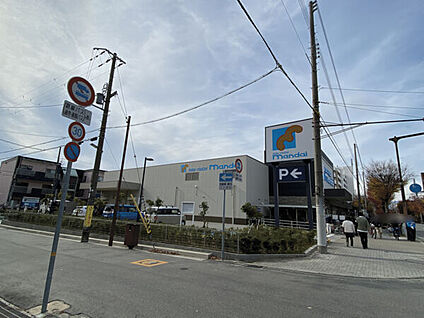 万代 尼崎西店 292m