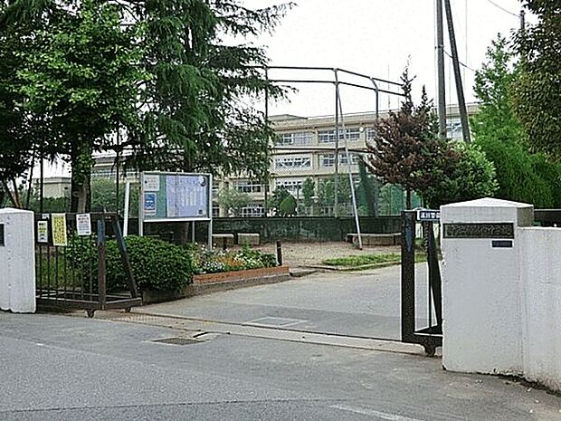 柏市立柏第四中学校（約744m）