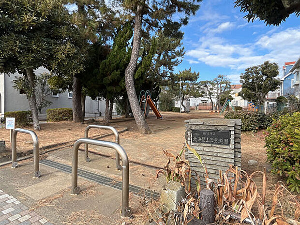 八部公園(約803m)