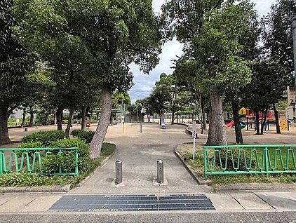 中野南公園 171m