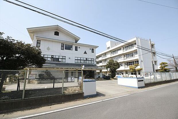 太田市立南中学校（約2,807m）