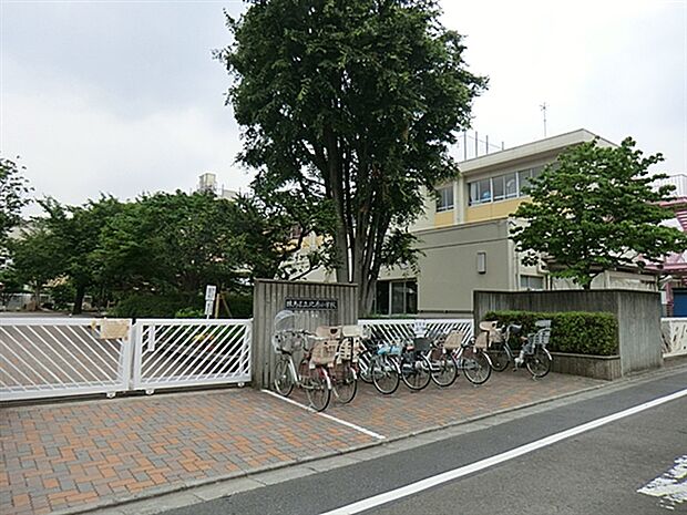 土支田農業公園（約1,088m）