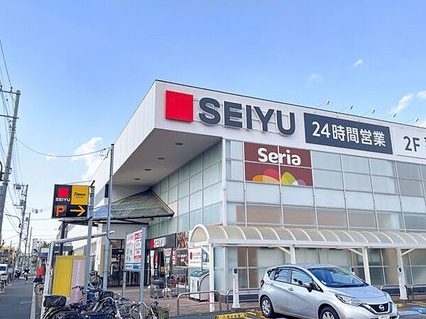 西友加賀鹿浜店(約776m)