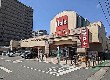さいたま市立辻南小学校 1349m