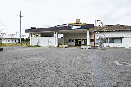 伊勢崎市立境小学校 1750m