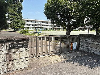 学校下公園 985m