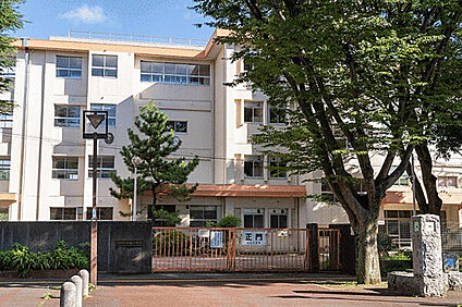 西登戸公園 648m