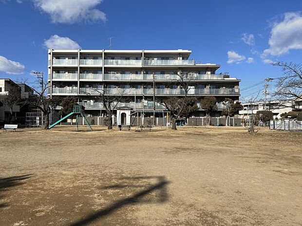 押切公園(約709m)