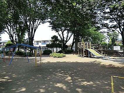 西府町公園 265m