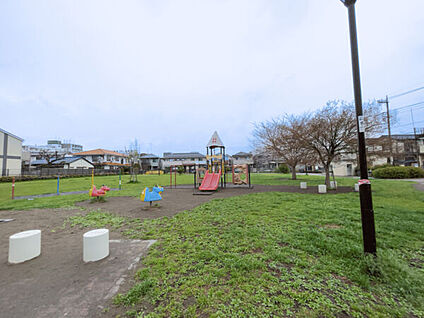 錦ニすずらん公園 830m