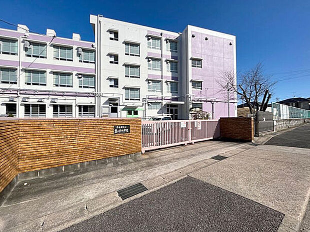 名古屋市立藤森中学校（約1,748m）