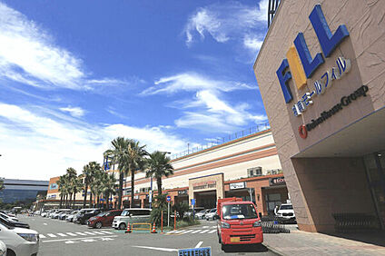 藤沢市立湘洋中学校 1238m
