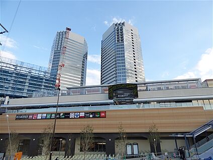 川崎市立日吉中学校 1396m