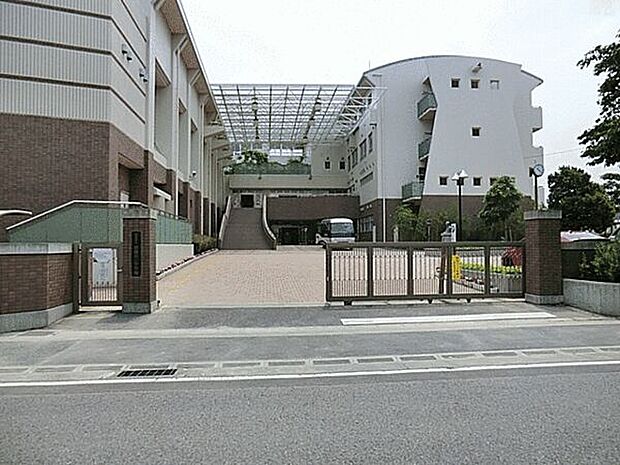 朝霞市立朝霞第一中学校（約1,482m）